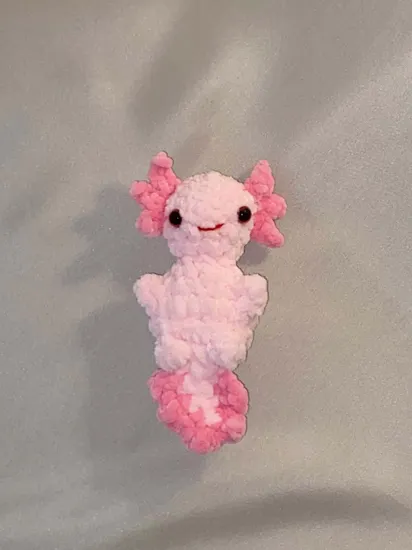 Ροζ axolotl, χειροποίητο πλεκτό Yume